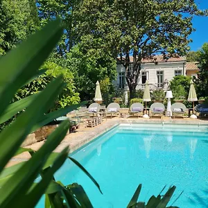 https://villa-aigarden-maison-dhtes.fr-provencehotel.com